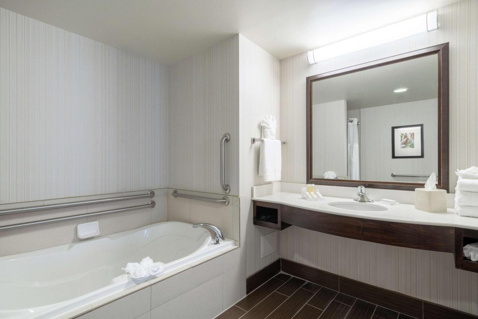Hilton Garden Inn Valley Forge/Oaks Extérieur photo