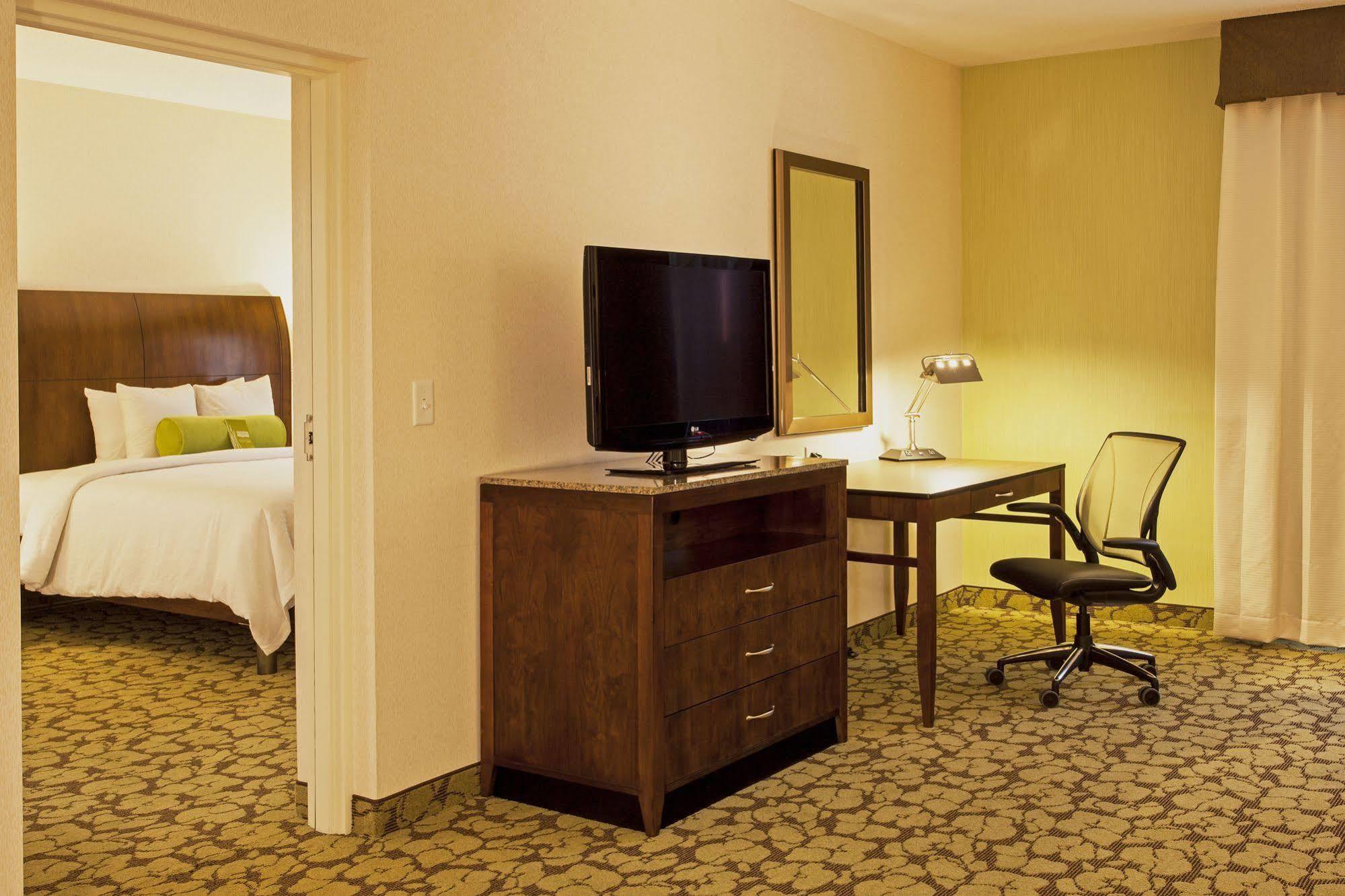 Hilton Garden Inn Valley Forge/Oaks Extérieur photo